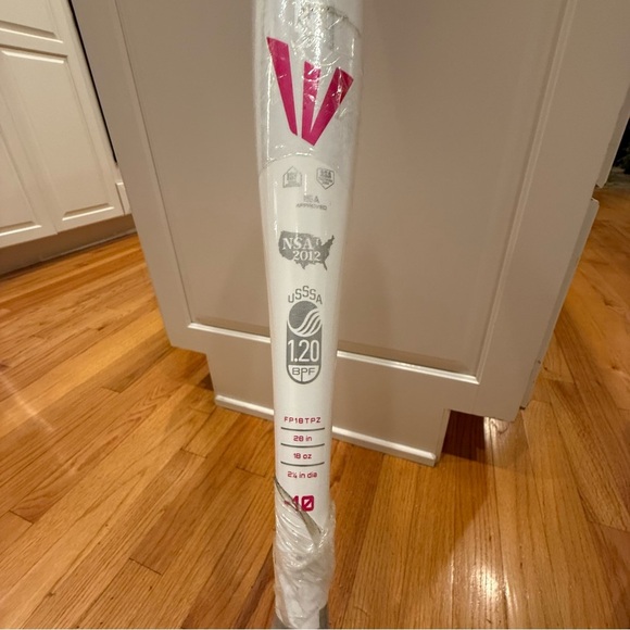 FAST PITCH SOFTBALL EASTON TOPAZ BAT 28 INCH 18 OZ -10  2 .25" Diameter New - Picture 2 of 9